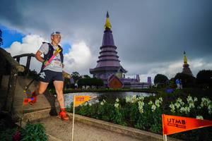 BIB: 6402
                            <button type="button" onclick="openModal(19229945)" class="btn btn-primary btn-sm float-right btn-popup" data-toggle="modal" data-target=".modal-high-quality">
                        <i class="fas fa-shopping-cart"></i> Add to Cart
                    </button>
                                            <button type="button" onclick="isThisMe(19229945, true)" class="btn btn-success btn-sm float-right btn-popup btn-isme hidden" data-toggle="tooltip" data-placement="bottom" title="นี่คือรูปของคุณใช่ไหม คลิกที่นี่เพื่อเอาเข้าอัลบั้ม">
                        <i class="fas fa-plus"></i> Add to album
                    </button>
                    <button type="button" onclick="isThisMe(19229945, false)" class="btn btn-warning btn-sm float-right btn-popup btn-isnotme hidden">
                        <i class="fas fa-ban"></i> Remove from album
                    </button>